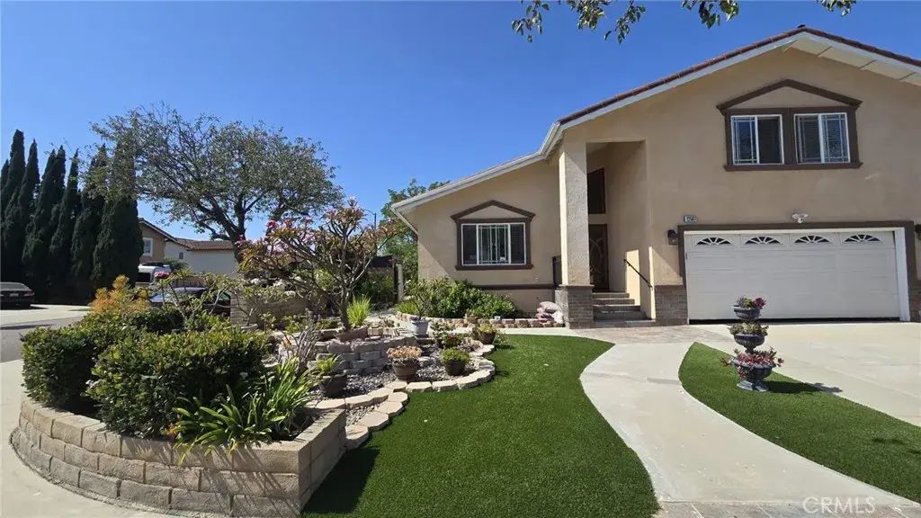 12507 Brent Adu, Cerritos
