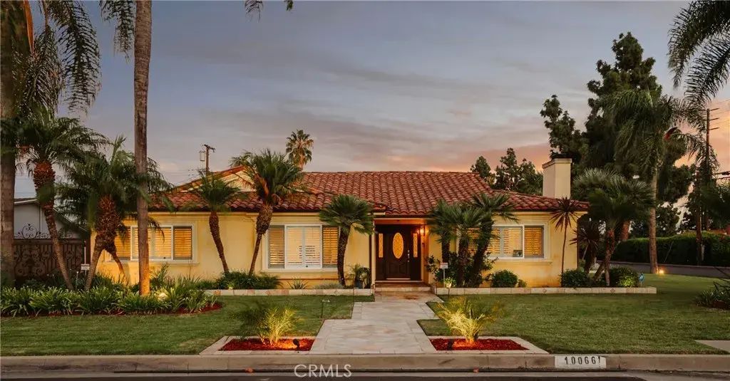 10066 Sideview Drive, Downey
