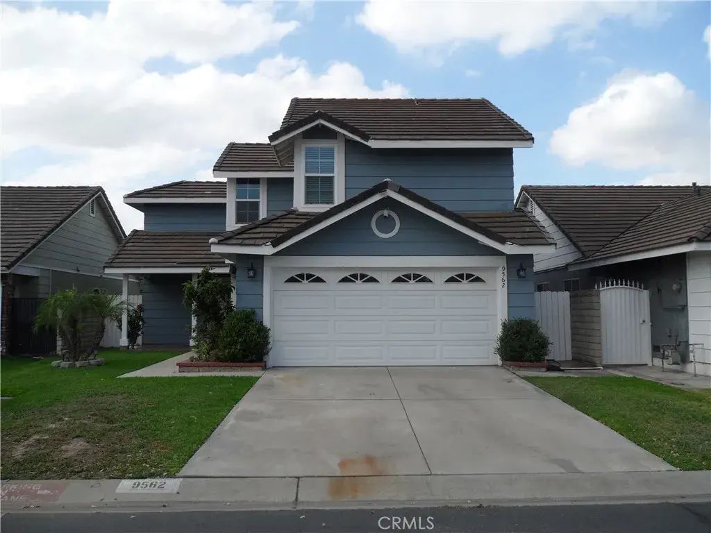 9562 Montana Calva Circle, Pico Rivera