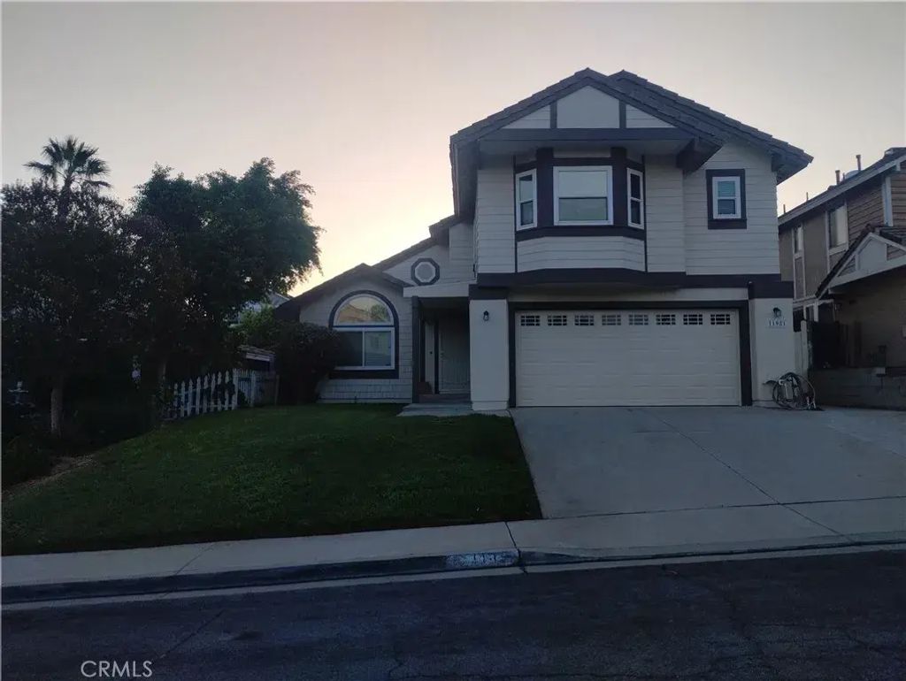 11981 Blackstone Court, Fontana