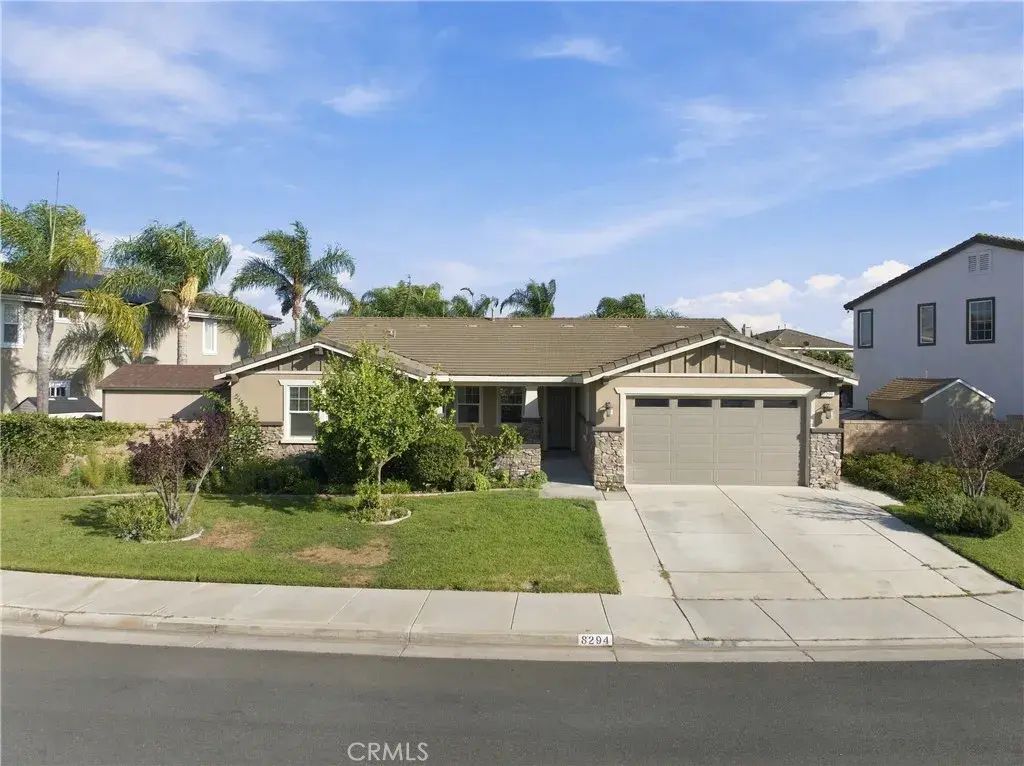 8294 Fall Creek Dr, Eastvale