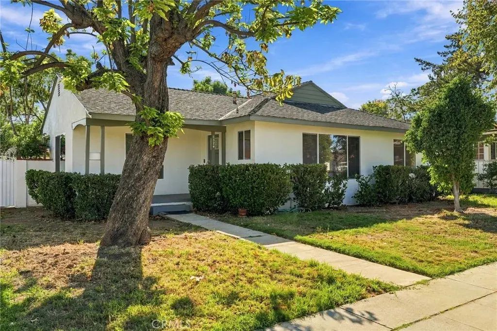 6324 Tampa Avenue, Tarzana