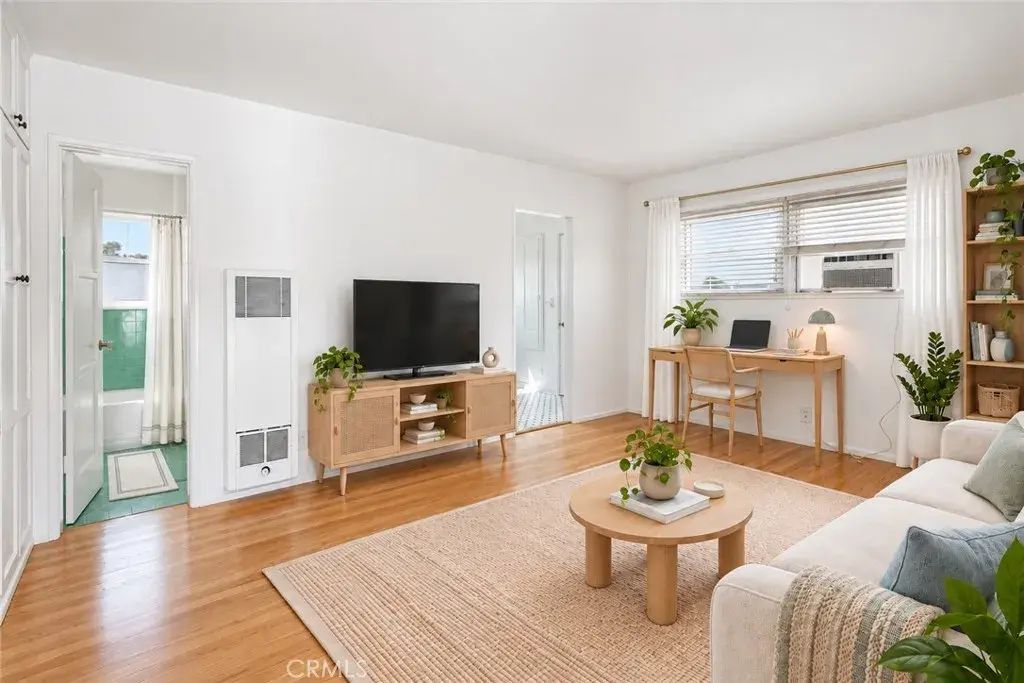 1126 Chelsea Avenue A, Santa Monica