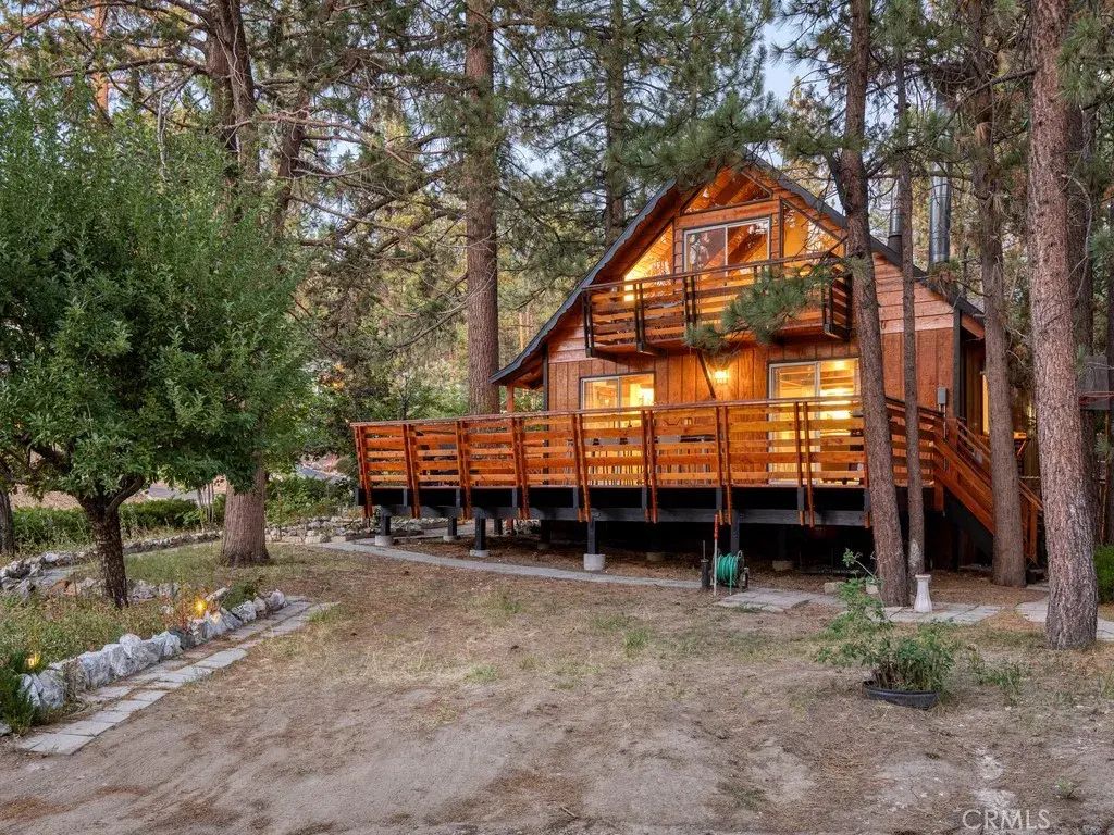42535 Avalon, Big Bear Lake