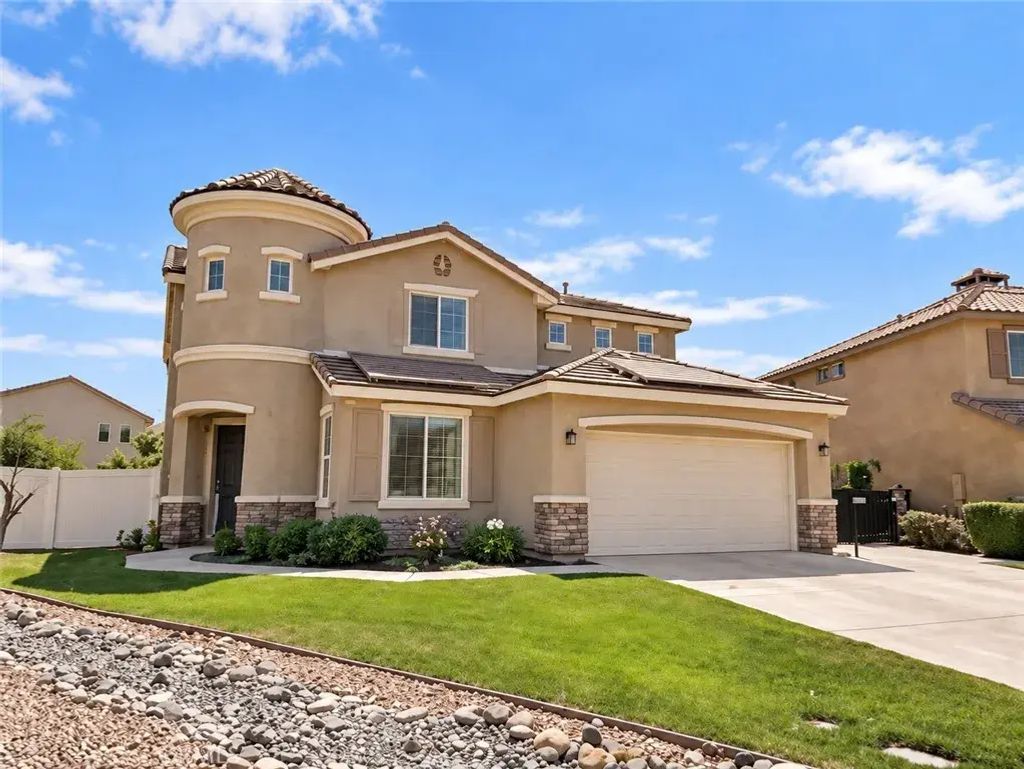 22 Helen, Beaumont