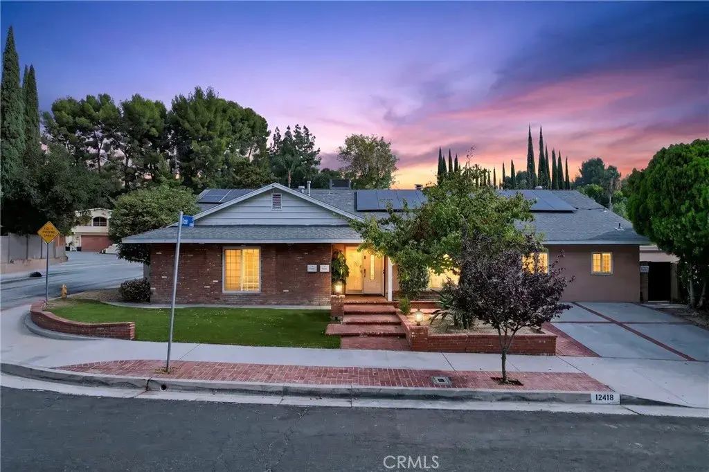 12418 Bradford, Granada Hills