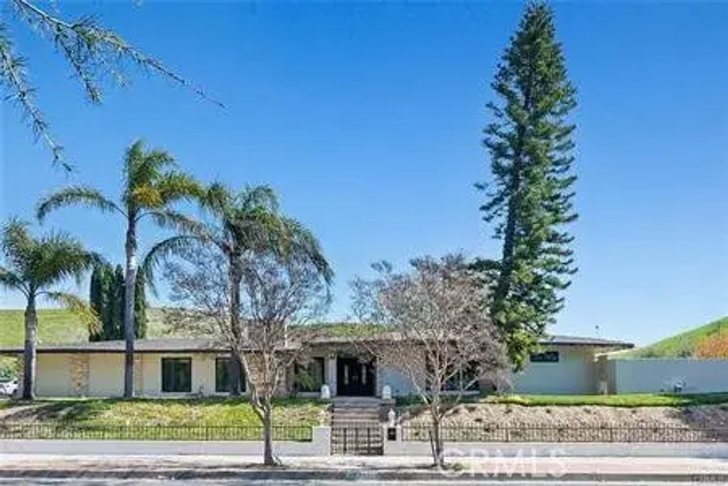 12384 Woodley Avenue, Granada Hills