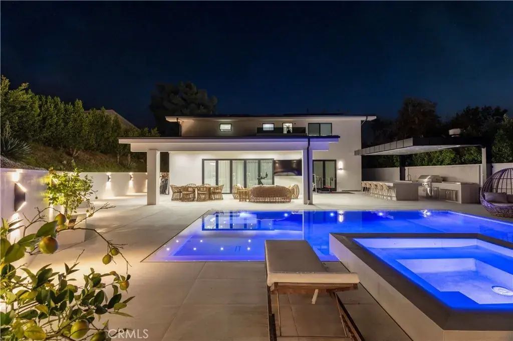 2125 Ashington Drive, Glendale