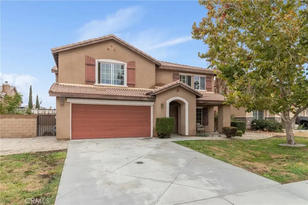 37660 Newbury, Palmdale