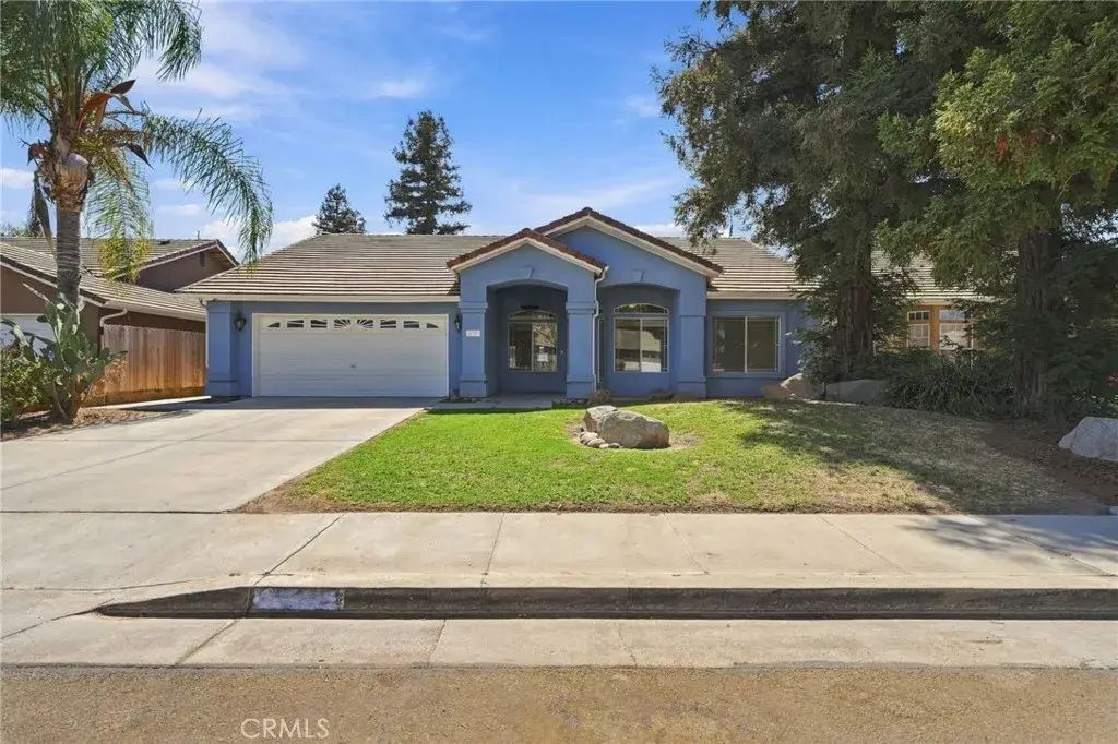 4029 E Meadow, Visalia