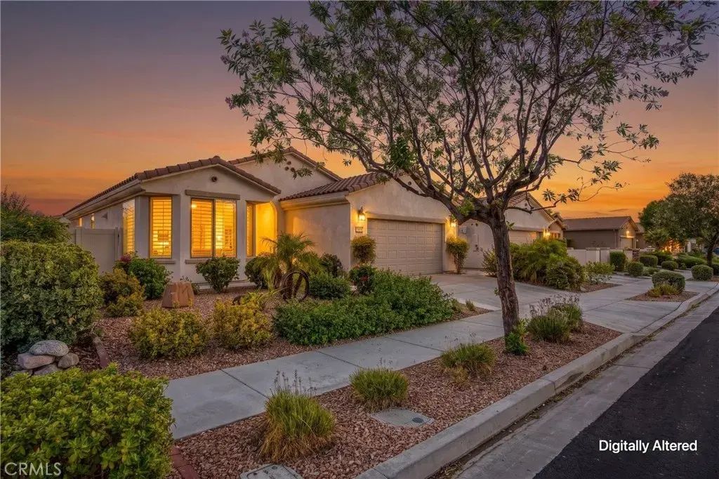 1527 Via Rojas, Hemet