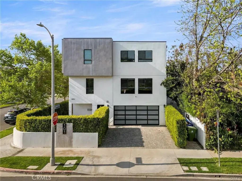 14157 Tiara Street 101, Sherman Oaks