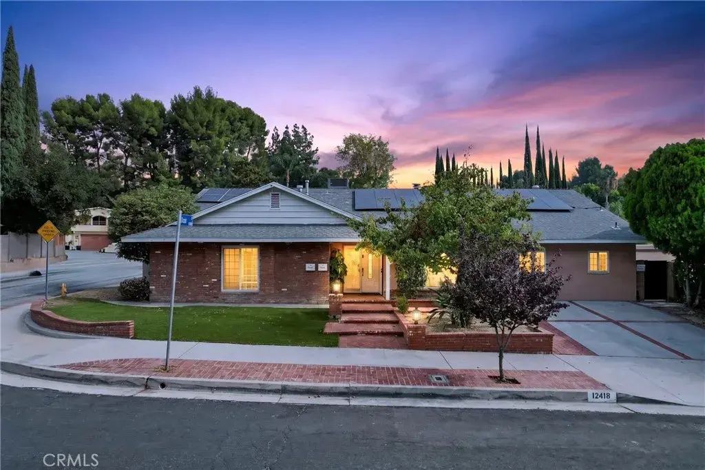 12418 Bradford, Granada Hills