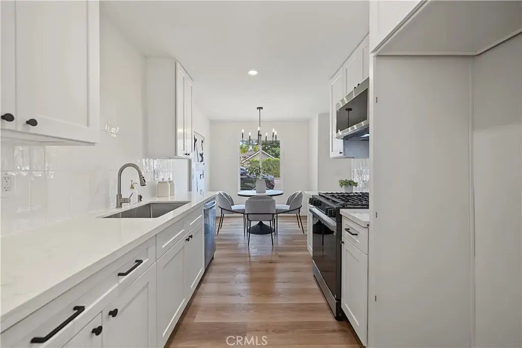 700 W La Veta Avenue N5, Orange