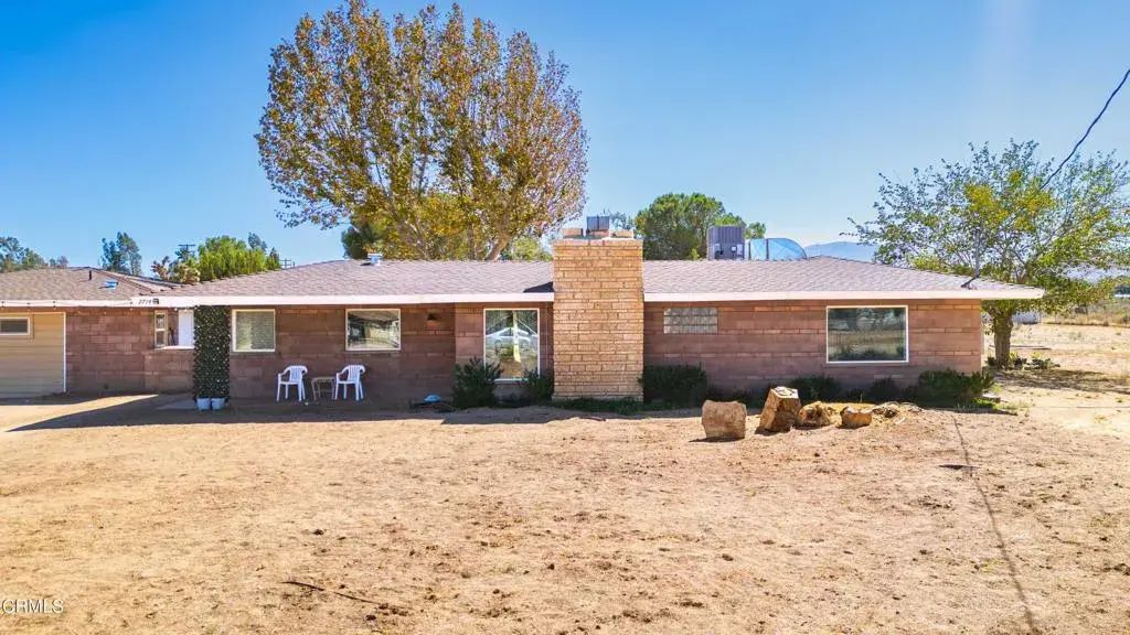2714 W Avenue M8, Palmdale