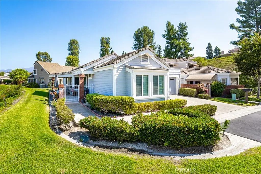 28149 Manchuca, Mission Viejo