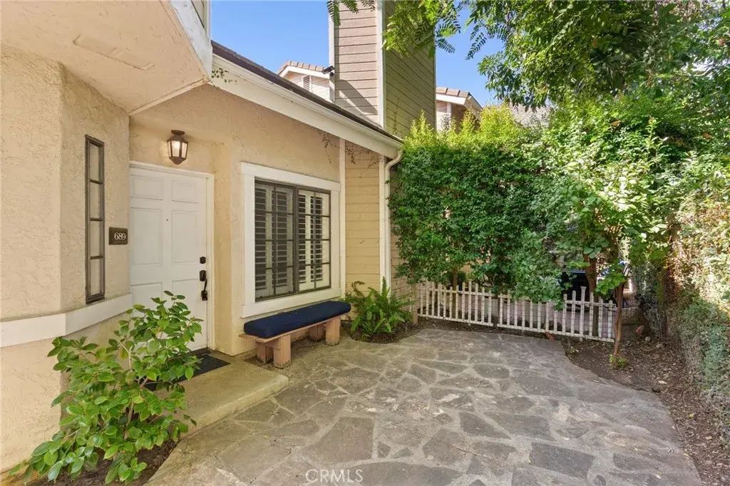 689 W Sierra Madre, Sierra Madre