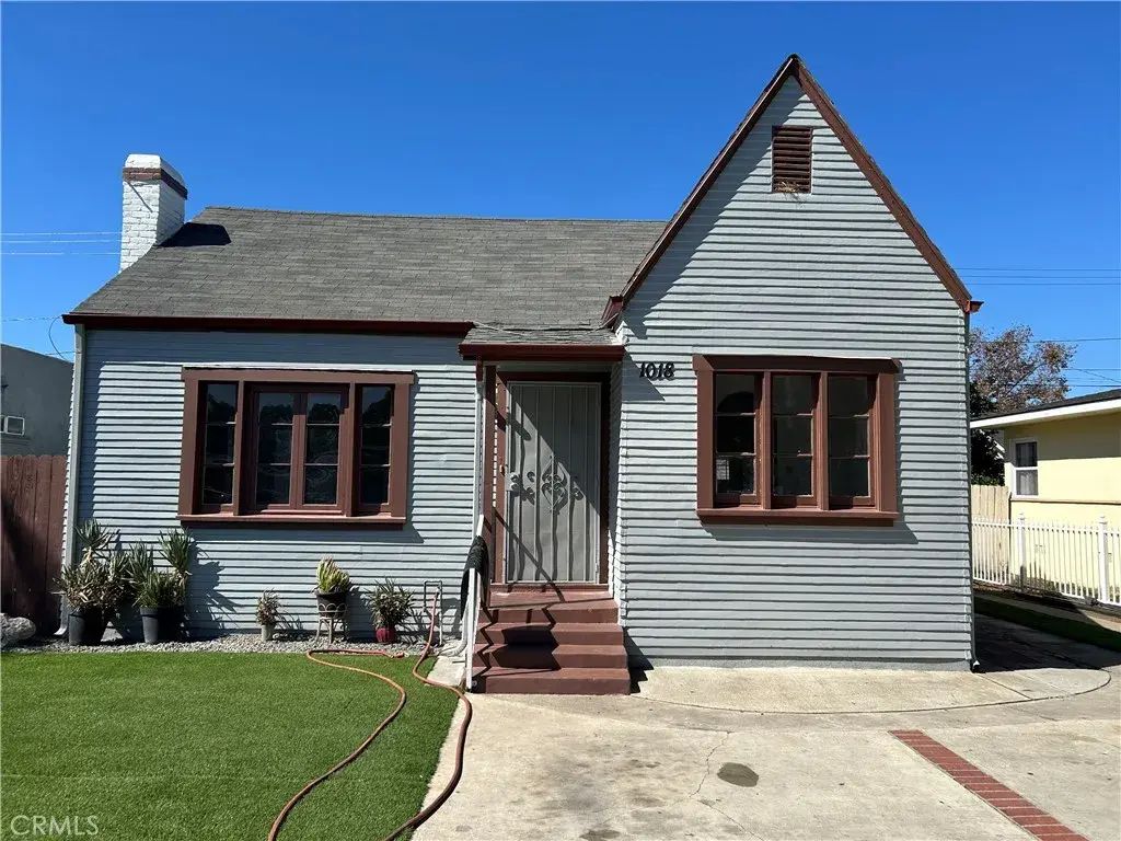1018 S Halladay, Santa Ana