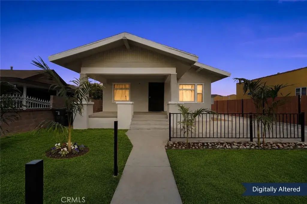 1043 W 95th Street, Los Angeles
