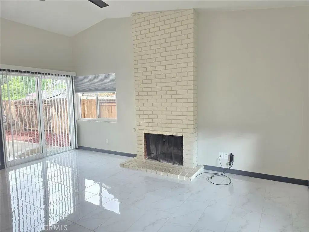 827 Willow Tree, Fallbrook