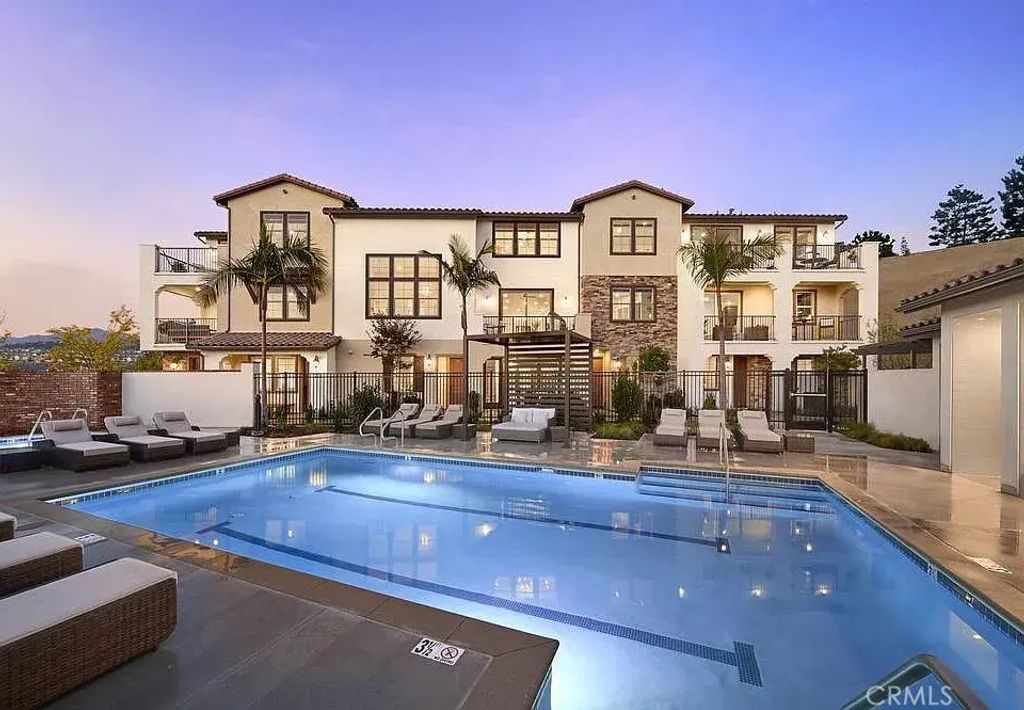 209 Niebla Lane, Mission Viejo