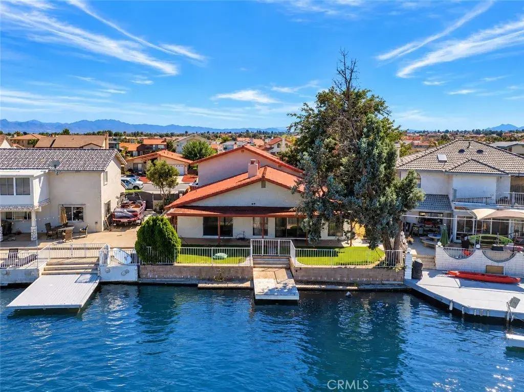 18262 Harbor, Victorville