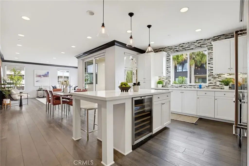 12526 W Fielding Circle 3, Playa Vista