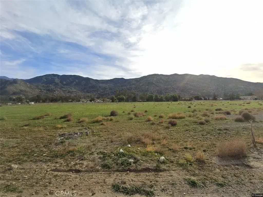 1600 Charles, Banning