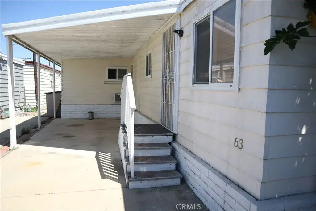 15141 Beach 63, Midway City