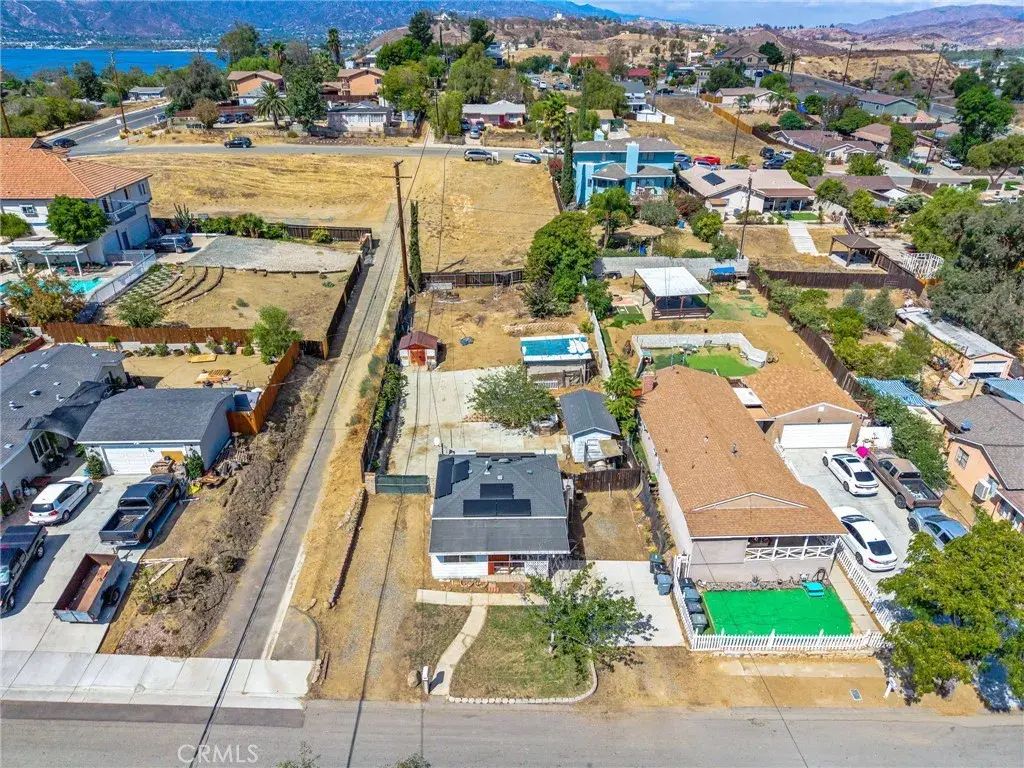 307 N Lowell, Lake Elsinore