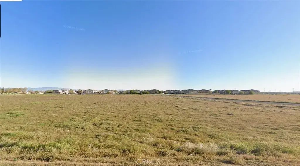 60 W Avenue J-2, Lancaster