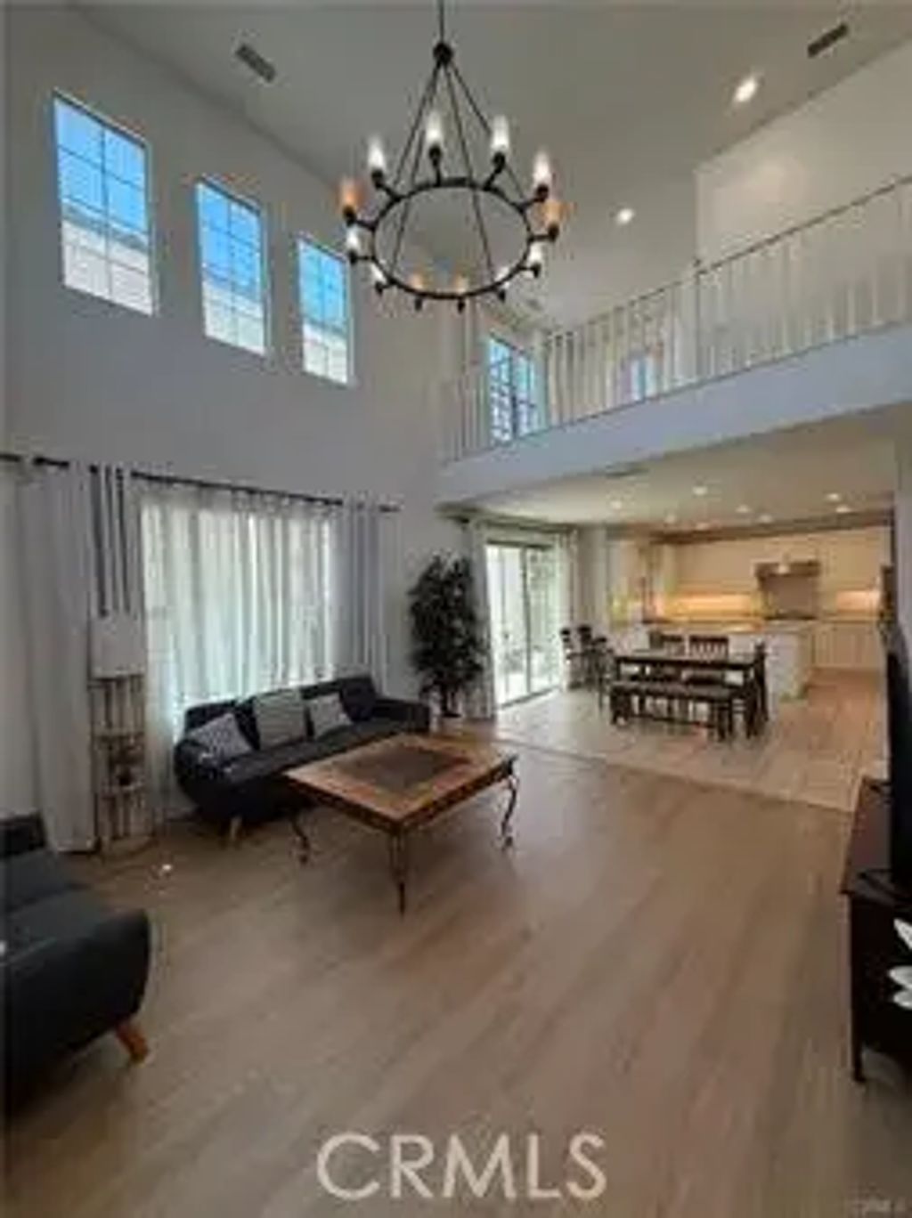 200 Augustine, Irvine