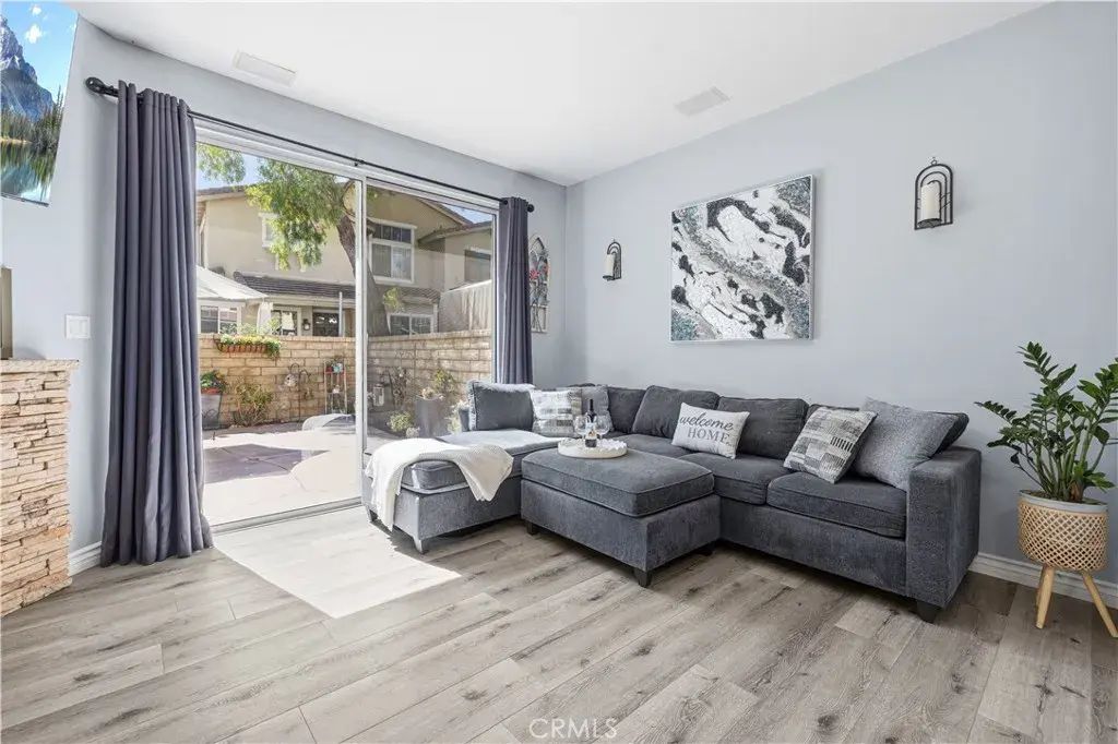 26503 Morro Bay Drive, Valencia
