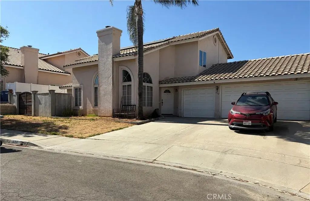 634 Devon, Escondido