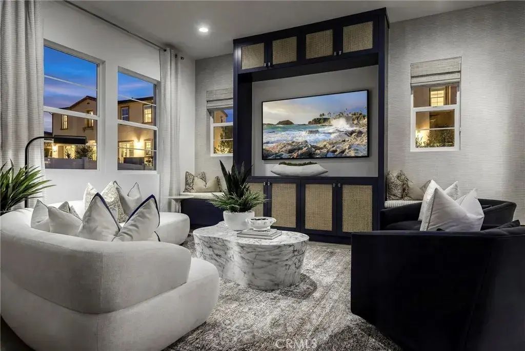 2418 Liv Way, Montebello