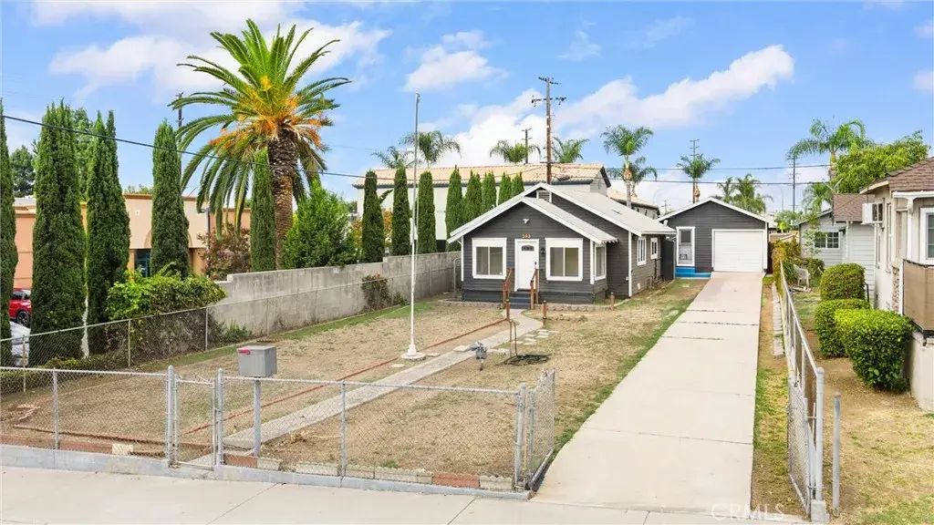 293 S Poplar, Brea