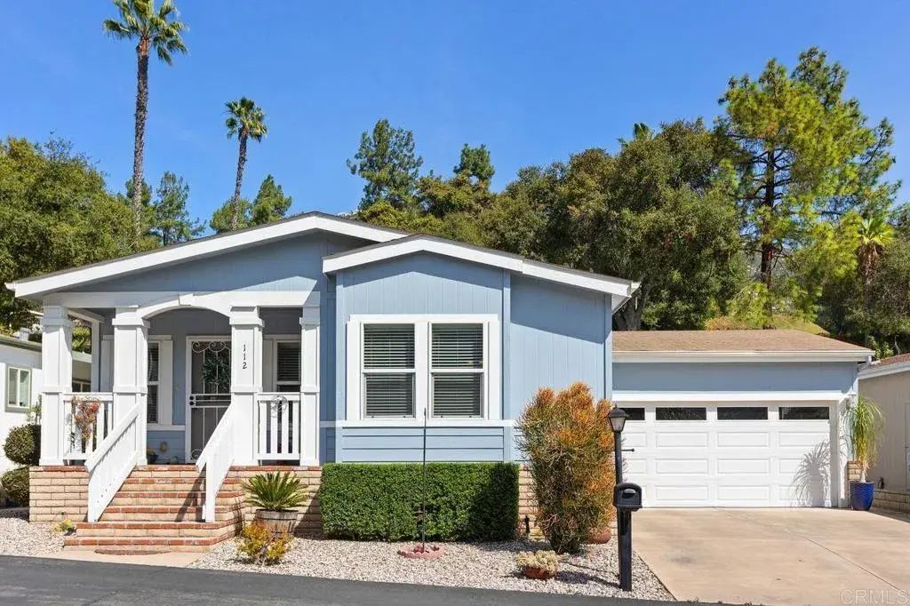 8975 Lawrence Welk Drive Spc 112, Escondido