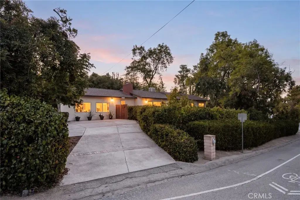 30993 Palo Alto Drive, Redlands