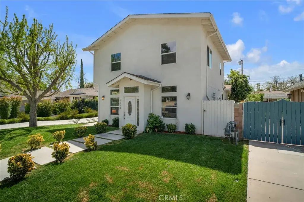 22446 Criswell Street, West Hills
