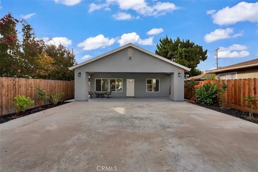 4630 Parks, Salida