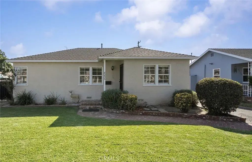 8236 Nada, Downey