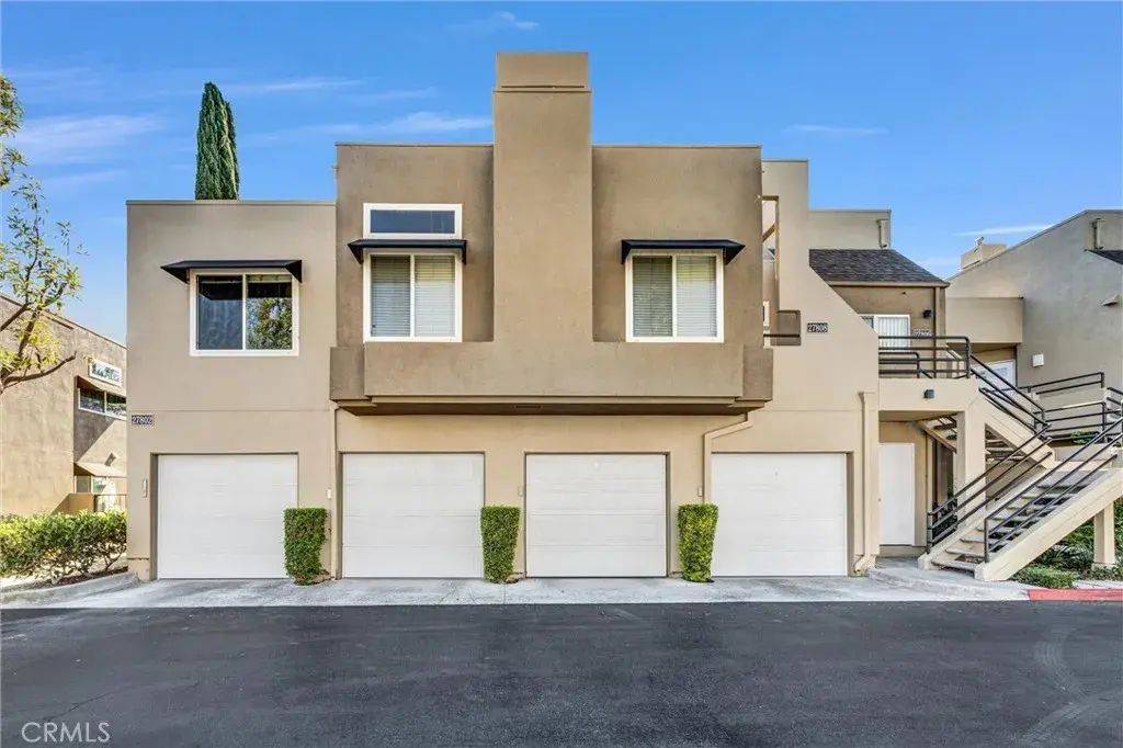27808 Violet 133, Mission Viejo