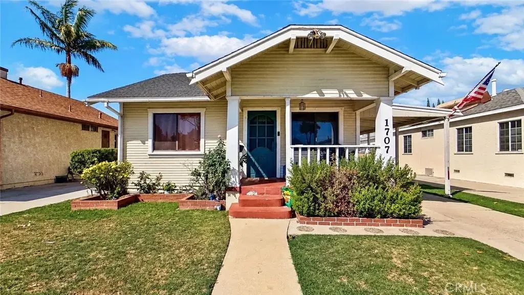 1707 E Poinsettia Street, Long Beach