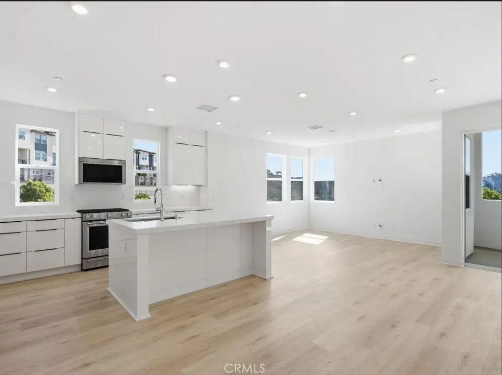 2750 Everly Drive, MISSION VALLEY