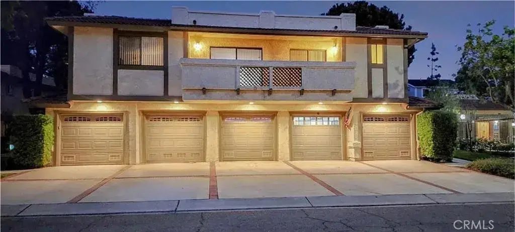 25245 Tanoak Ln., Lake Forest