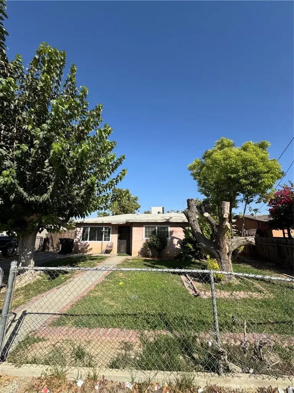 1605 Madison, Bakersfield