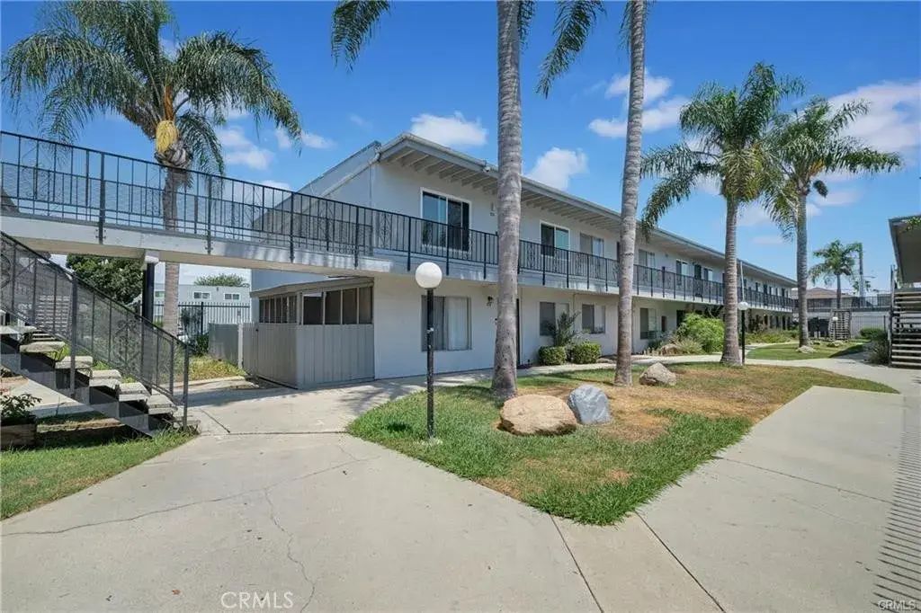 5530 Ackerfield 508, Long Beach