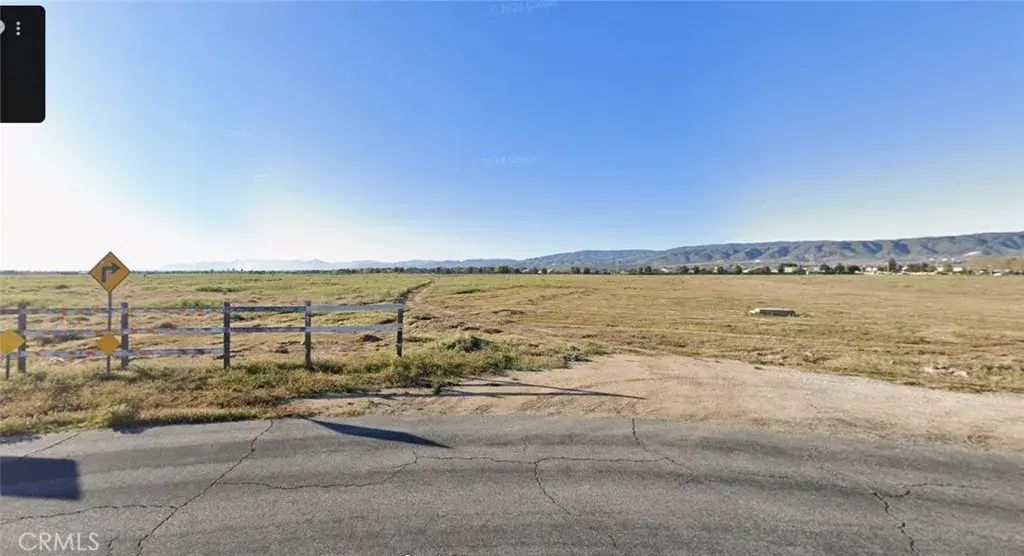 11 58th St W, Del Sur
