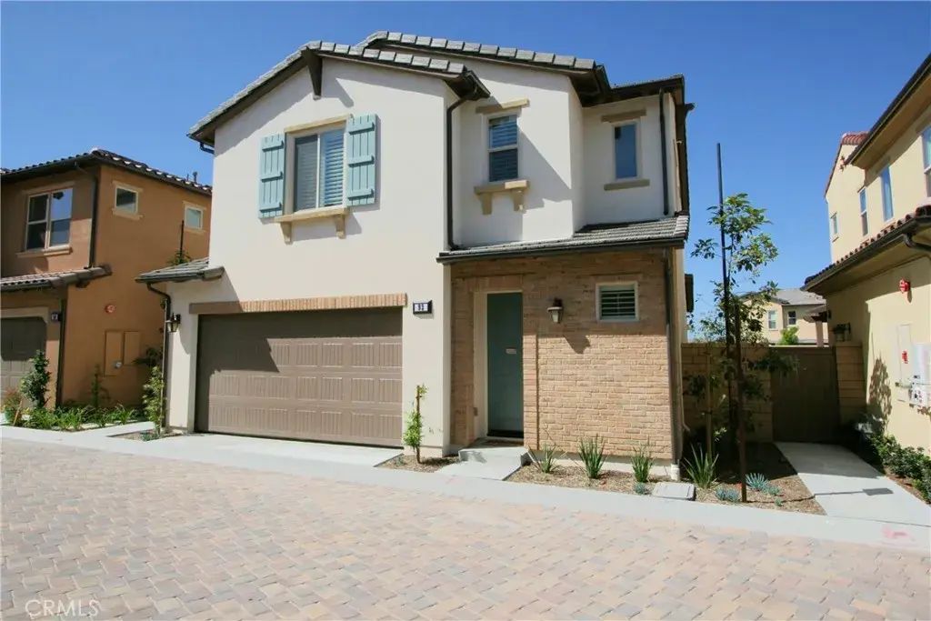 92 Fuchsia, Lake Forest