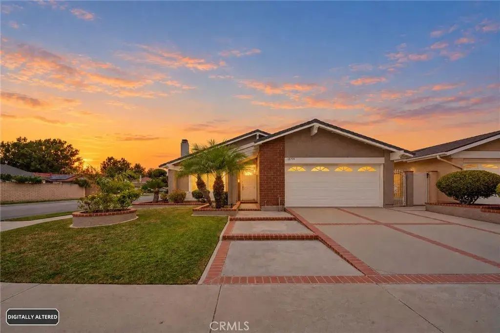 13719 Beach, Cerritos